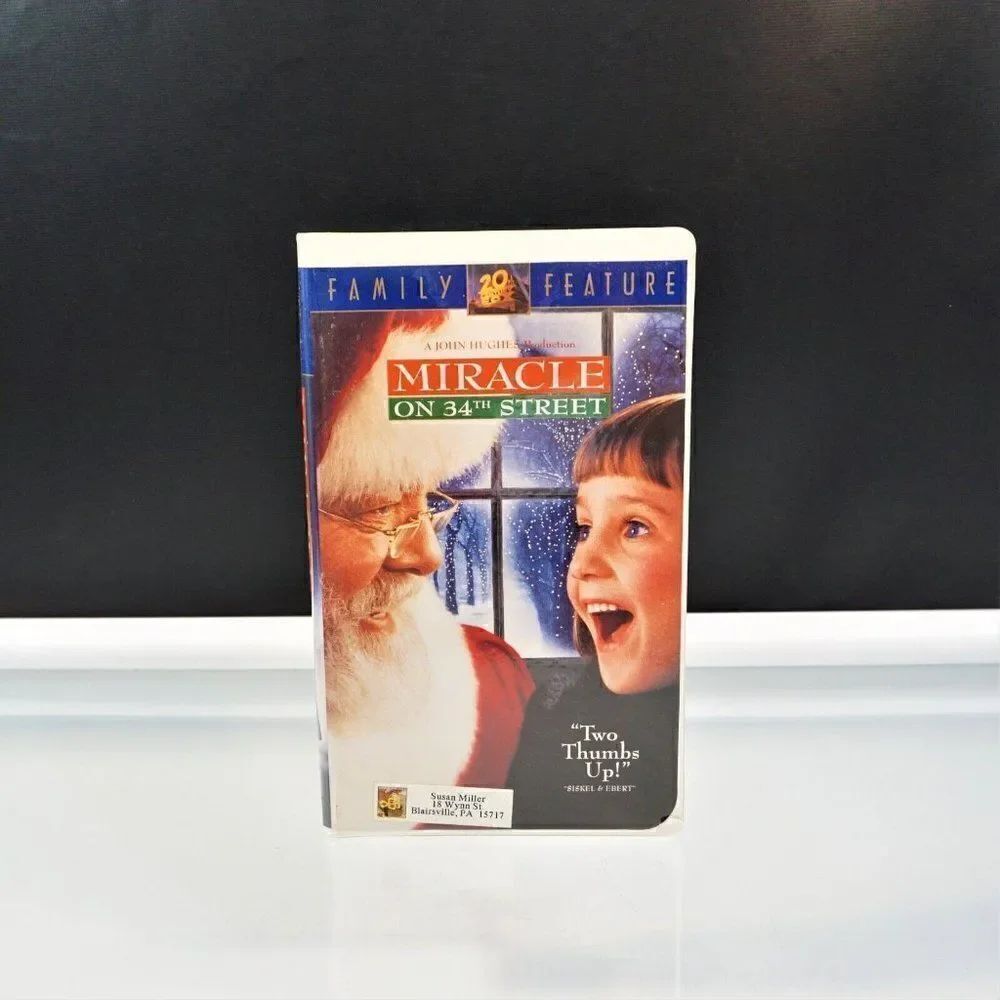 Miracle on 34th Street VHS 1995 Clamshell Richard Attenborough Elizabeth Perkins